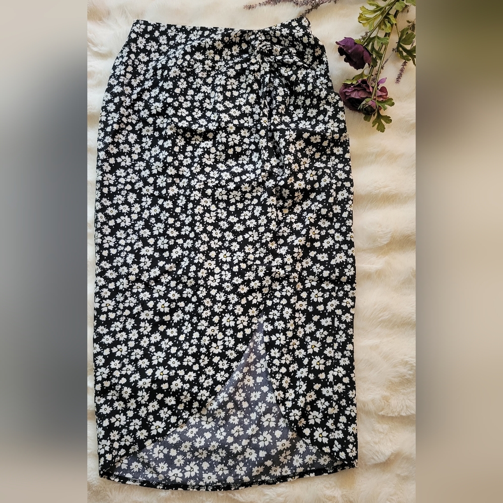 Floral Black and White Skirt. Front Slit